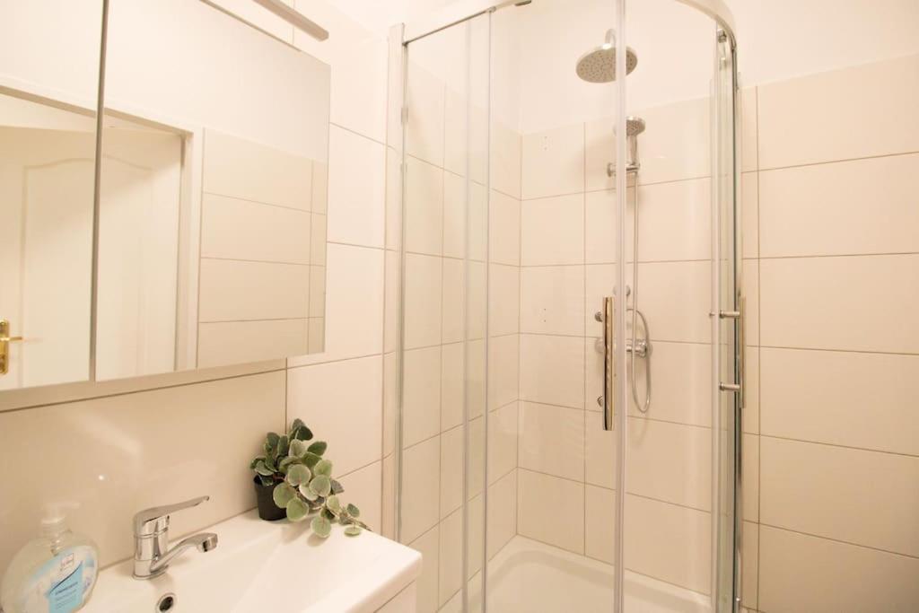 Ferienwohnung Stilvolle Urbane Auszeit L Lf19 Wien Exterior foto